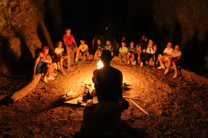 'Oasis Camp' acerca la naturaleza a los jóvenes con un enfoque basado en la diversión y el aprendizaje