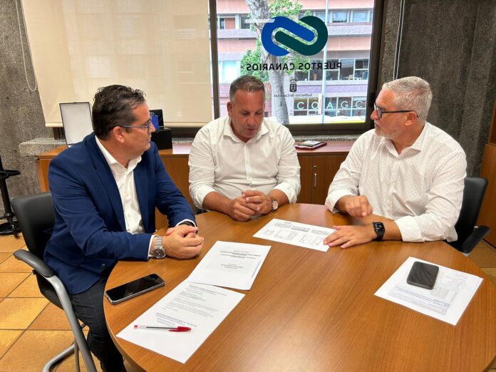 Pájara analiza con Puertos Canarios el futuro del muelle de Morro Jable