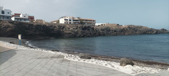 El Ayuntamiento de La Oliva reabre al público la Playa del Muellito en El Cotillo