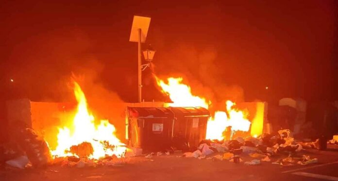 Puerto del Rosario condena los actos vandálicos ocurridos en varios puntos de la ciudad
