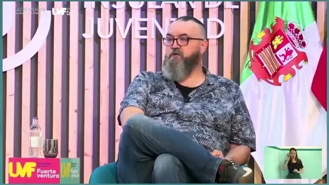 David Pastor "Una sociedad que confía en más feliz"